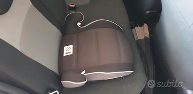 Alzatina bambino per auto