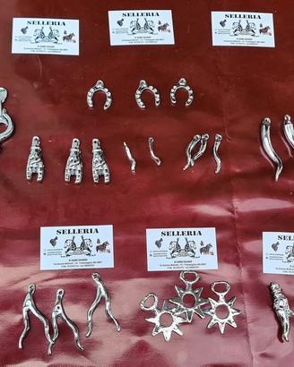 BOTTONI CAMPANE FIBBIE VARI ACCESSORI 