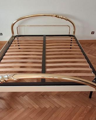 Letto matrimoniale in ottone massiccio