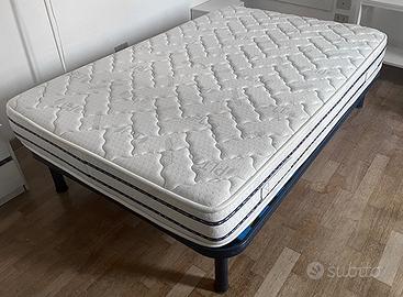 Materasso 120x195 + base con doghe in legno