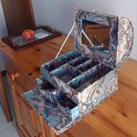 Scatola portatutto vintage foderata in tessuto