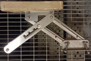 Supporto basculante / ribalta motore fuoribordo