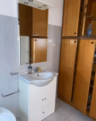 2 Mobili Bagno completi
