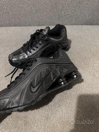 Nike shox R4 Black 44EU