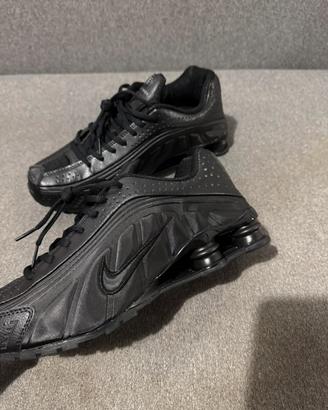 Nike shox R4 Black 44EU
