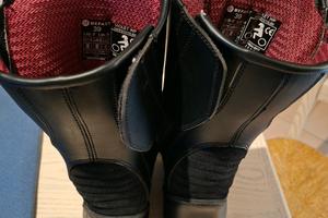 Stivale moto uomo e donna leggi