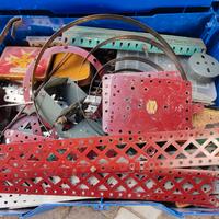 Gioco per bambini d'epoca - costruzioni MECCANO