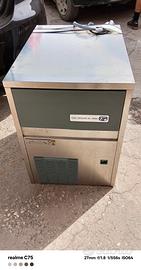 produttore di ghiaccio granulare marca Ismaskin 