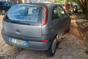 vende opel corsa 
