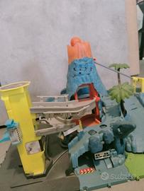 pista macchine vulcano, gioco bambini