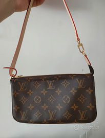 Vecchia borsa grande per fiori