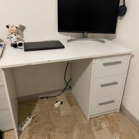 Scrivania con cassetti  56 x 110 x 73.5 cm