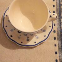 Tazza grande dipinta a mano con piattino