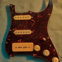 pickguard battipenna completo SS P90 stratocaster