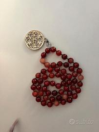 Collana in petra corniola con pendente chakra