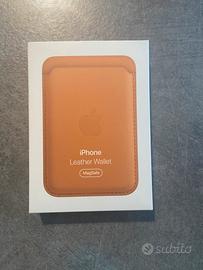 Portafoglio Apple MagSafe in pelle