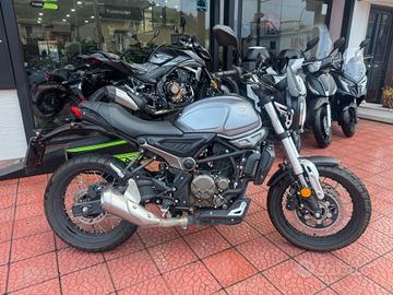 VOGE. ACX TROFEO 300