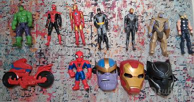 personaggi,maschere e moto personaggi Marvel