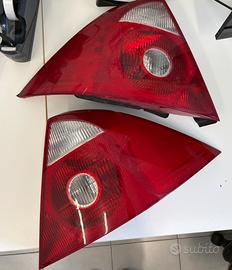 Fari posteriori Ford Mondeo 2.0TDCI  anno2005