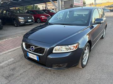 Volvo V50 D4 Momentum Gancio Unipro 2010