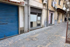 Locale commerciale in via Crispi