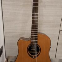 Chitarra acustica elettrificata