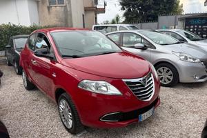 Lancia Ypsilon Ecochic Gold