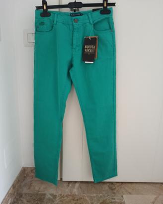 PANTALONI NUKUTAVAKE