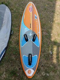 ATREZZATURA WINDSURF COMPLETA tavola, vele, alberi
