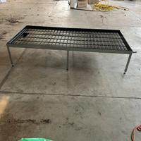 tavoli con vassoio danese originali per vivaio .