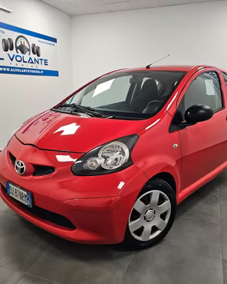 Toyota Aygo 1.0 12V VVT-i 3 porte - NeoPatentati