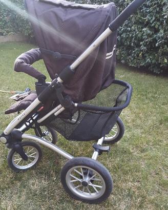 Mutsy passeggino e ovetto Marrone con pra pioggia