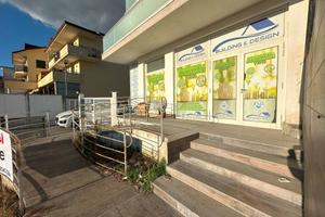 Immobile di 110 m² con 1 locale a Palma Campania