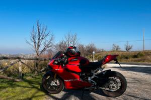 Ducati panigale 1199s