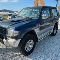 Mitsubishi pajero target autocarro