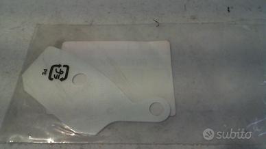 ISOLATORE PASTIGLIE FRENO V-STROM SUZUKI 69132-06G