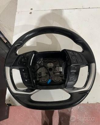 Ricambi auto volante.