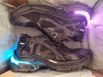 Balenciaga Runner Led 