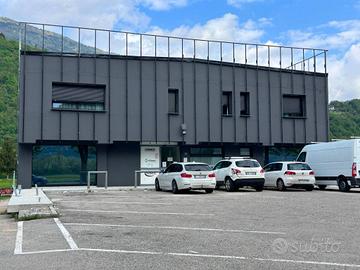 Immobile di 200 m² a Feltre