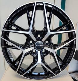 CERCHI NUOVI RAGGIO 18 POLLICI BMW 1 Serie F40 M13