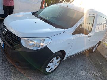 Dacia dokker