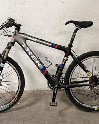 mountain bike TREK 9.8 CARBON