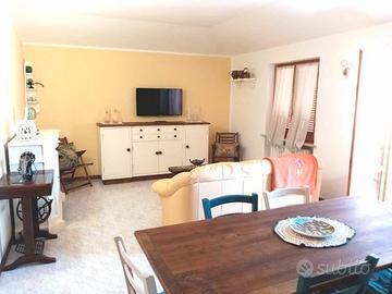 Spello, appartamento con terrazzo, transitorio 