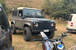Land rover defender 90 2.5 autocarro asi