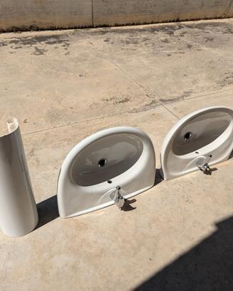Coppia sanitari e lavandini, wc, bidet,lavandini