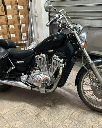 Suzuki intruder 600 1996