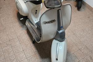 vespa 50 special  4 marce conservata 