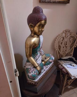 Statua Buddha in ceramica dipinta a mano