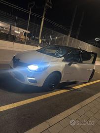 Clio GT