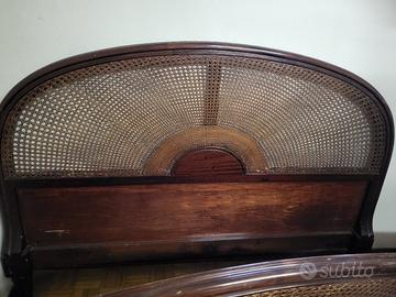 letto  con testata e pediera in paglia di Vienna 